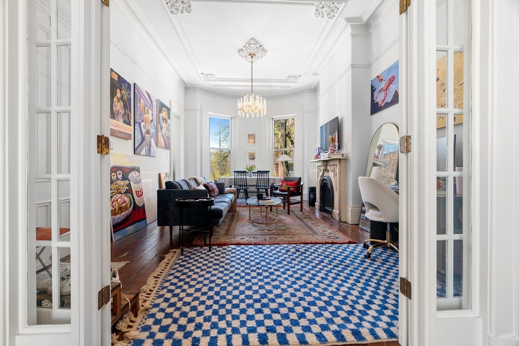 324 Shawmut Ave # 2