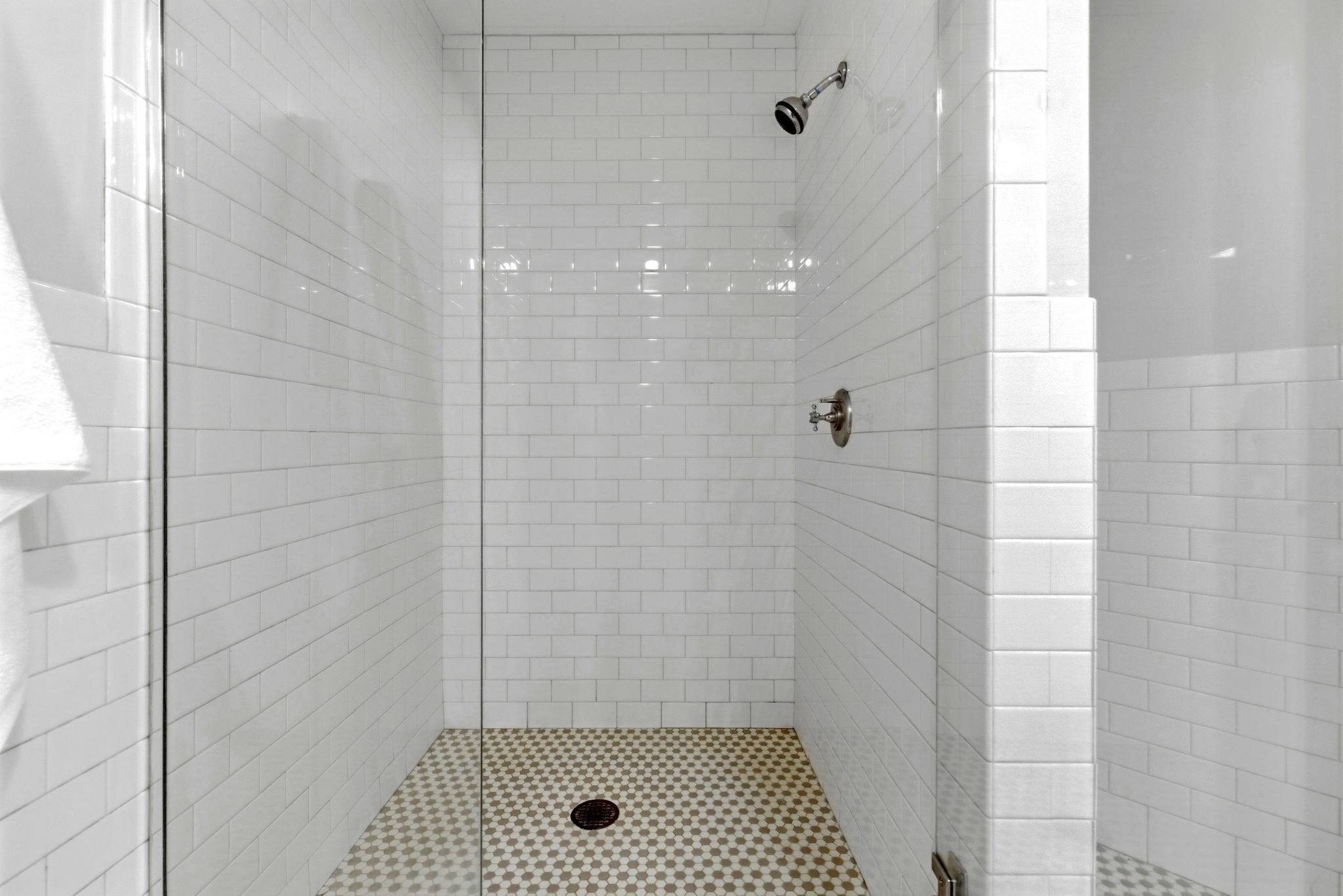 9 W Broadway # 322