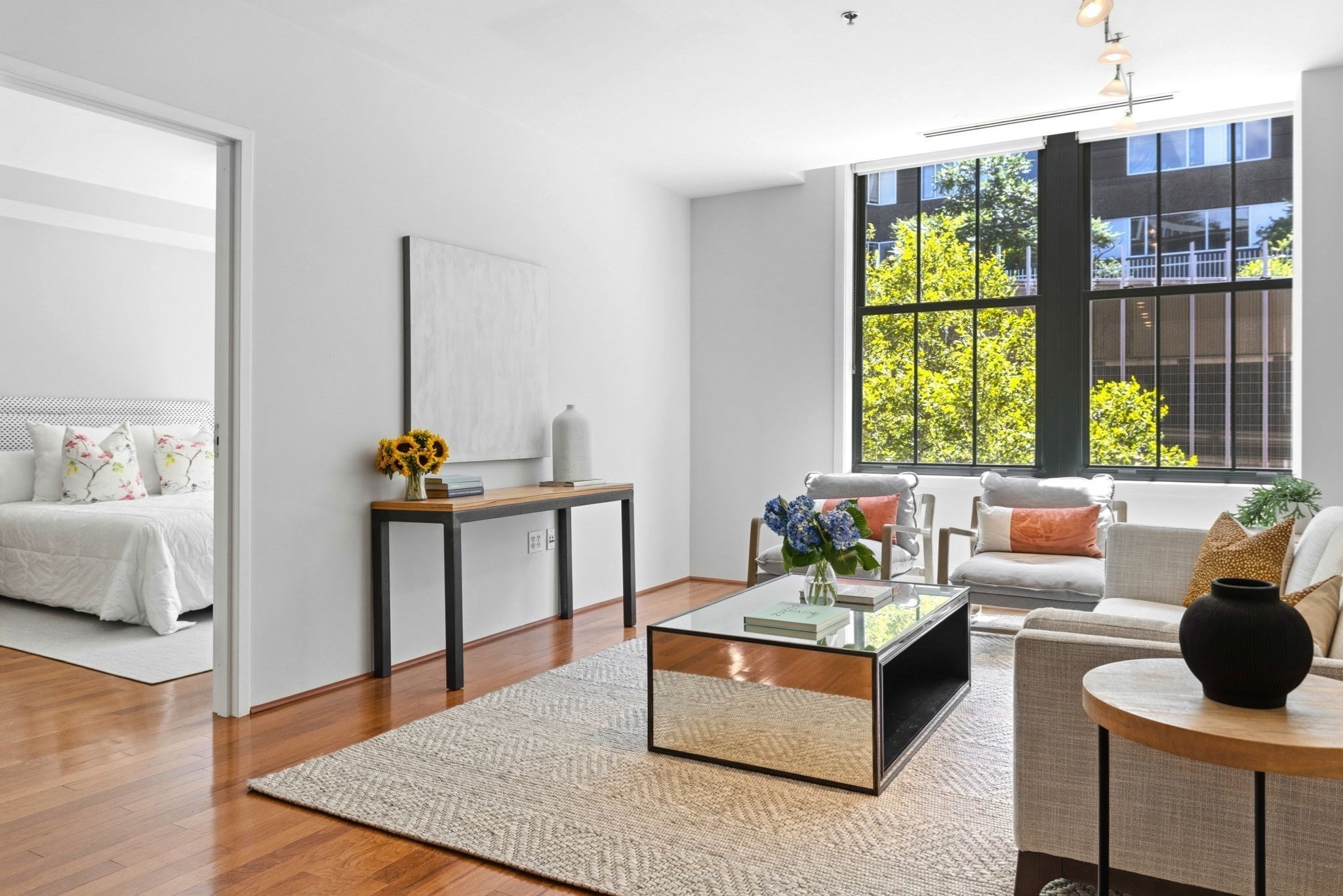 9 W Broadway # 322