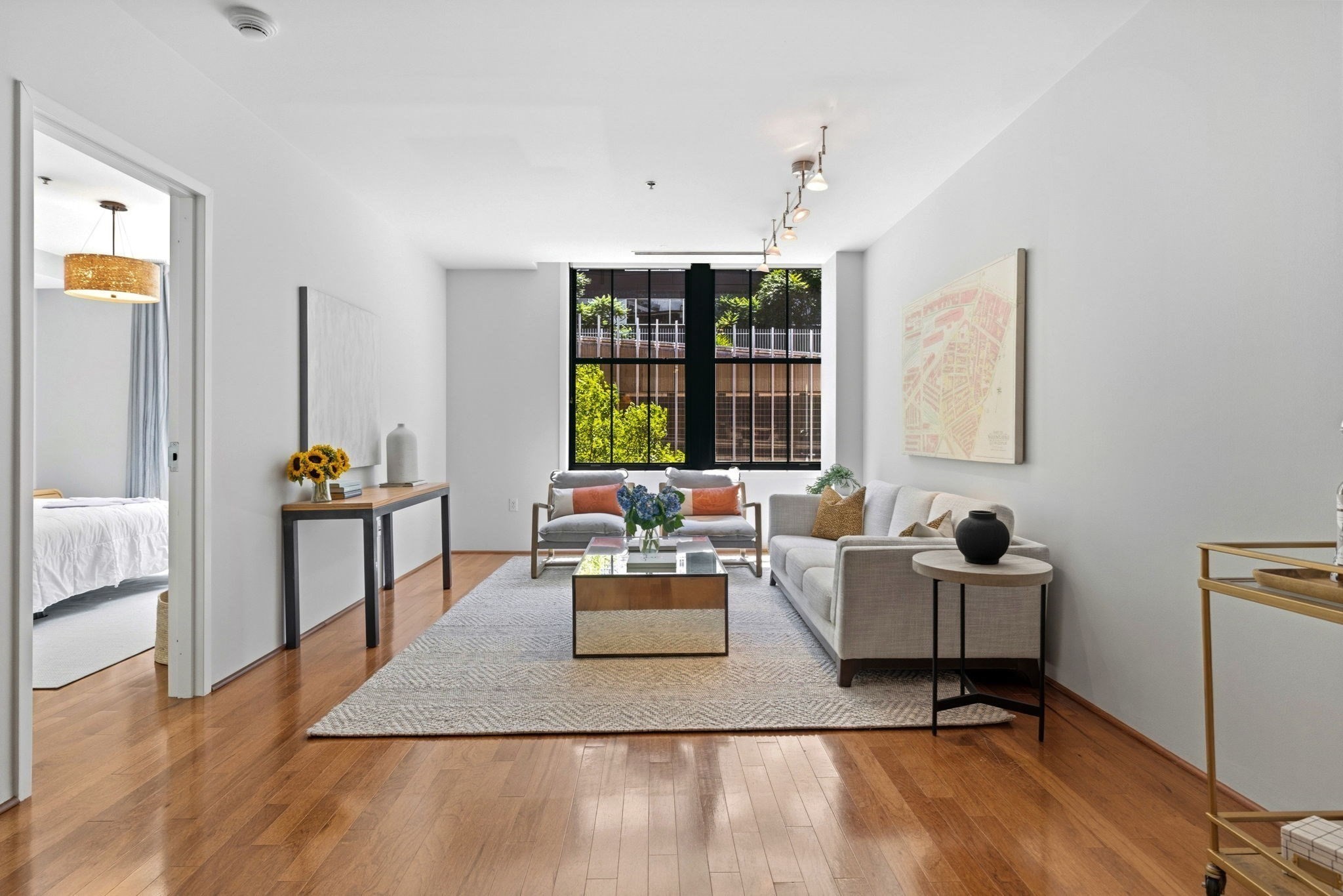 9 W Broadway # 322
