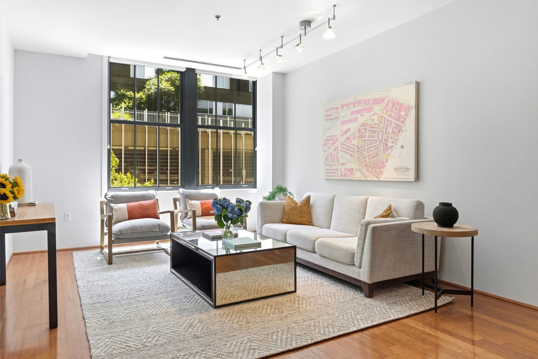 9 W Broadway # 322
