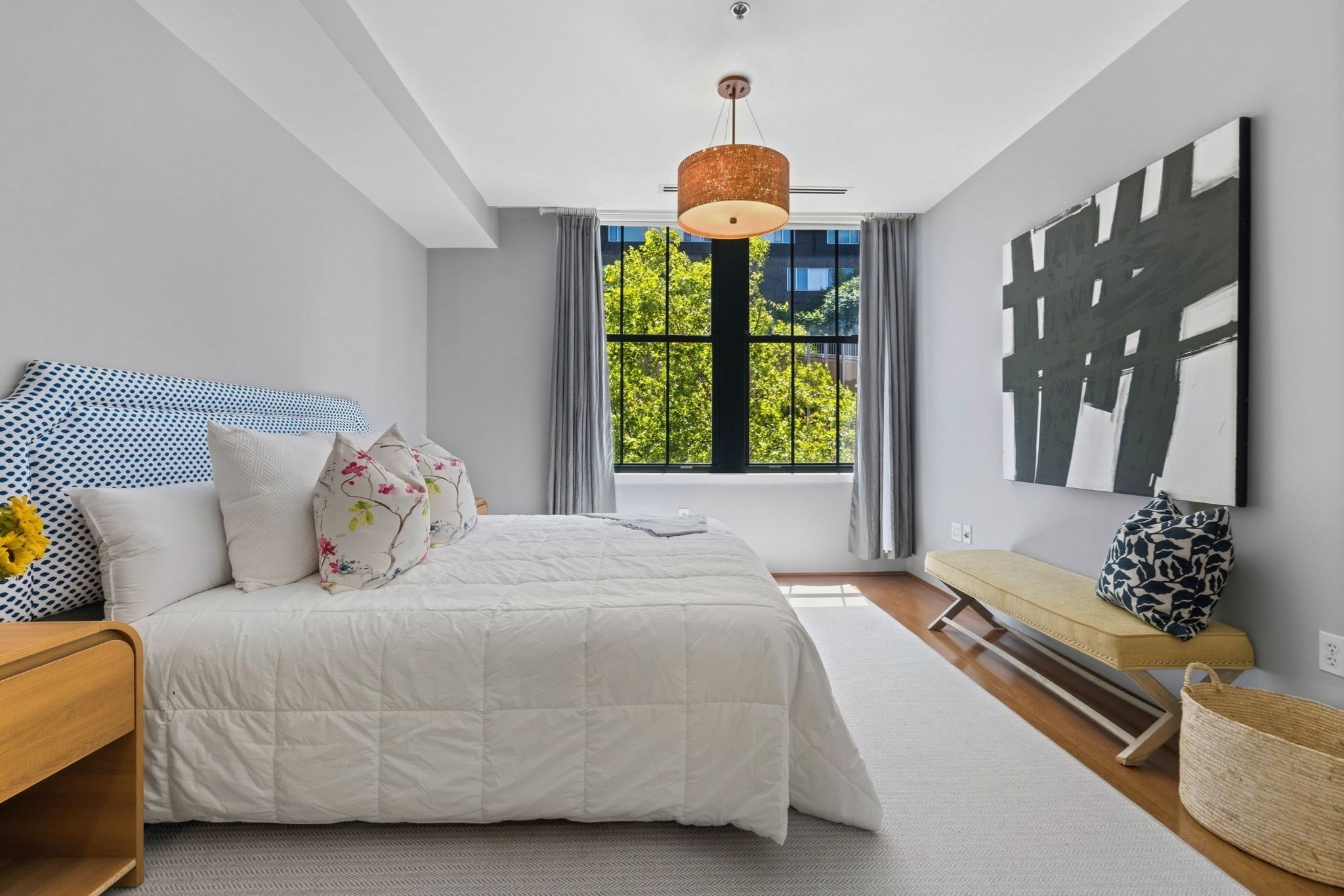 9 W Broadway # 322