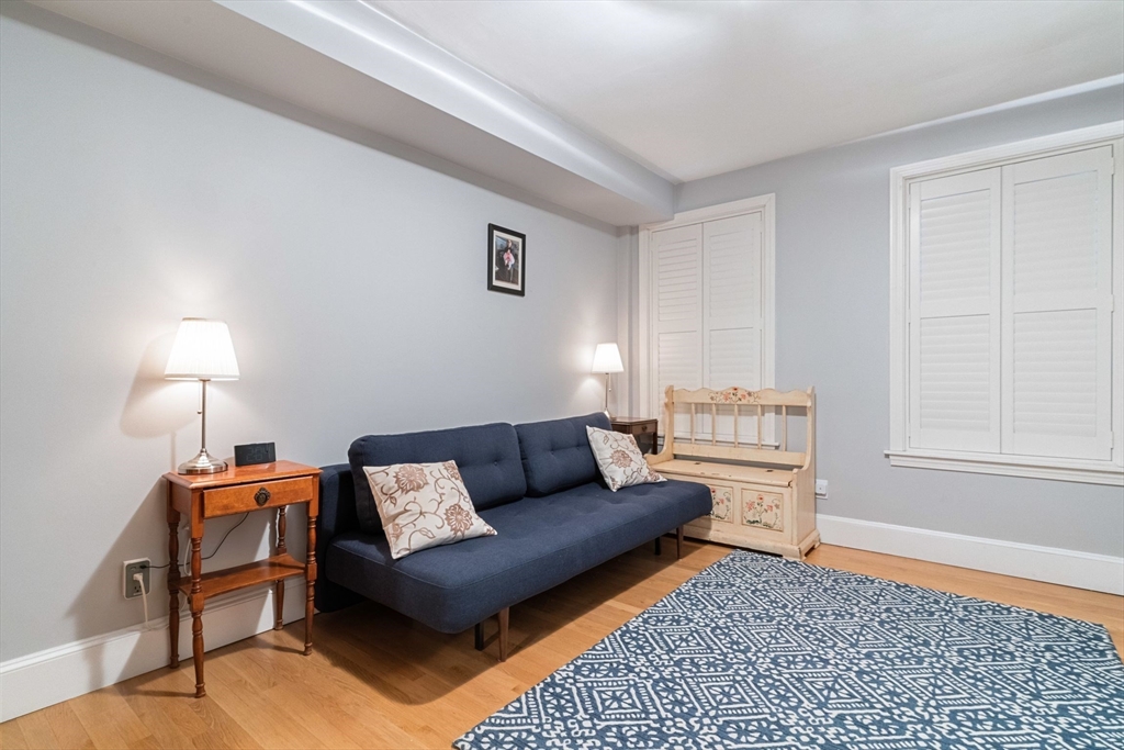 50 S Russell St # 3