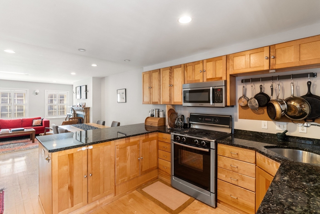 50 S Russell St # 3