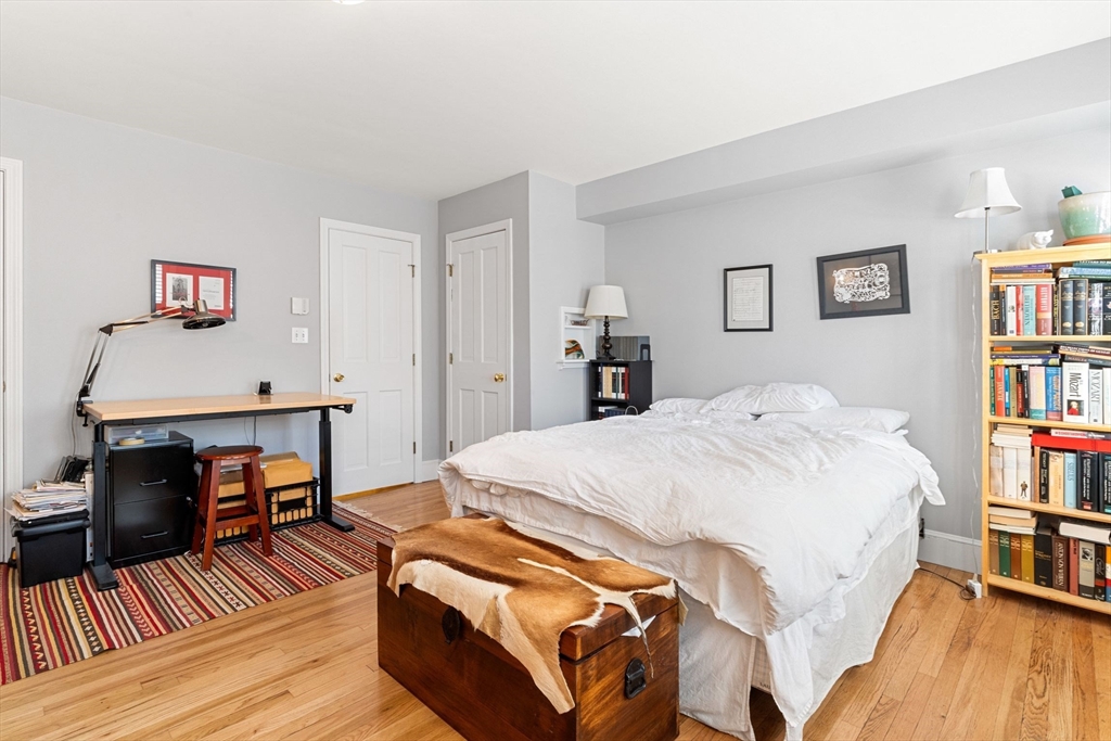 50 S Russell St # 3