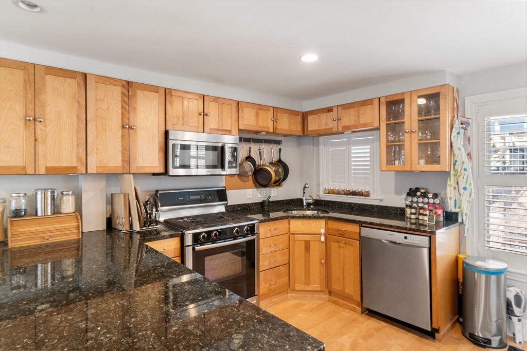 50 S Russell St # 3