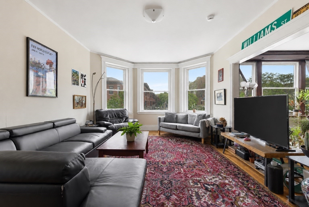 181 Harvard St # 2