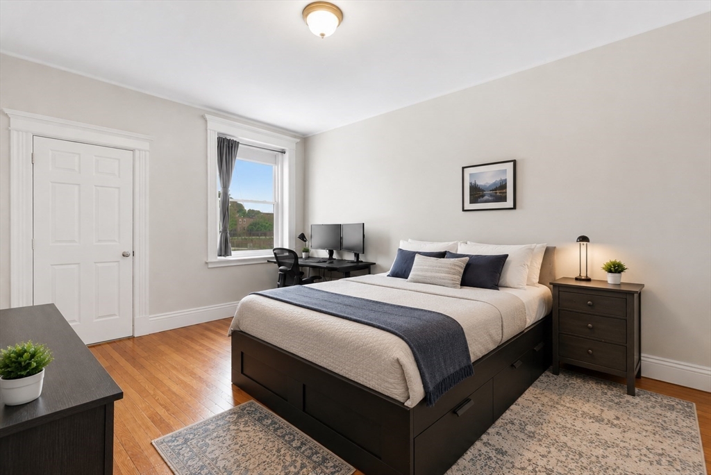 181 Harvard St # 2