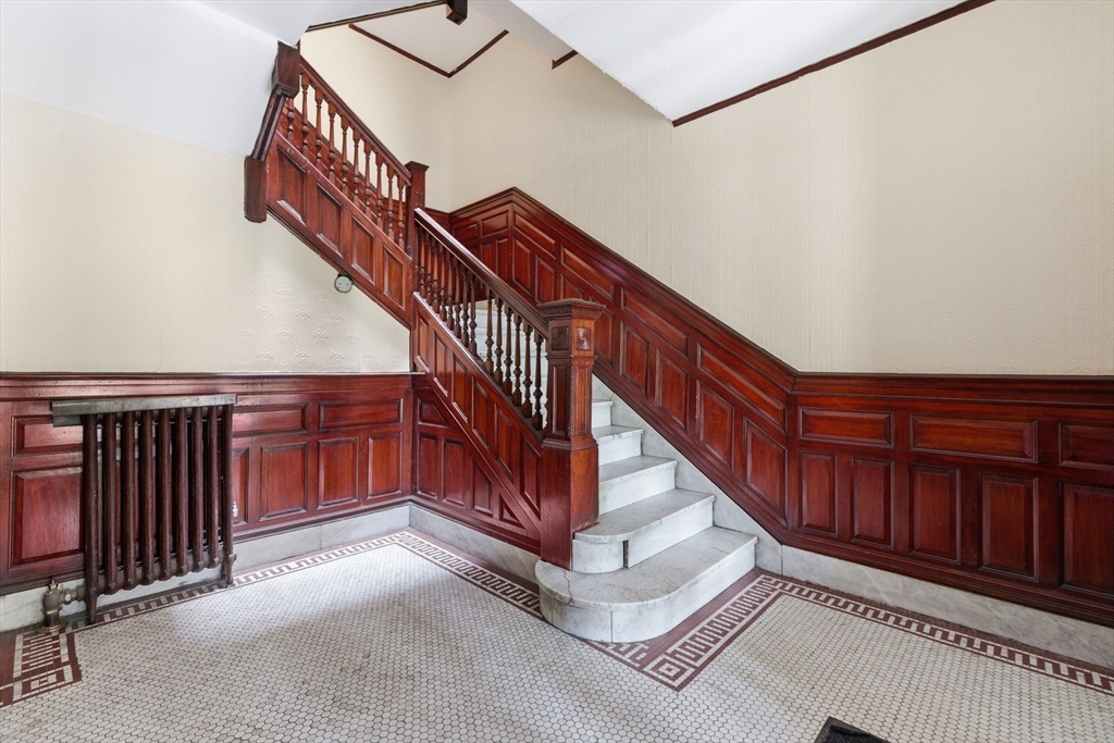 181 Harvard St # 2