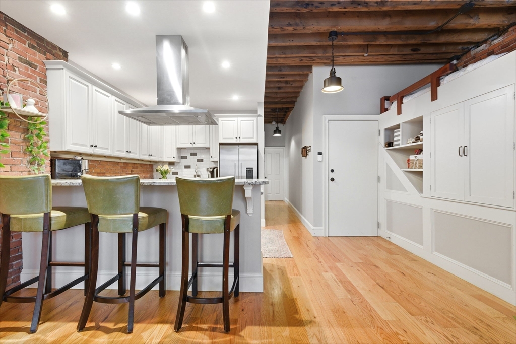 122 Fulton St # 5