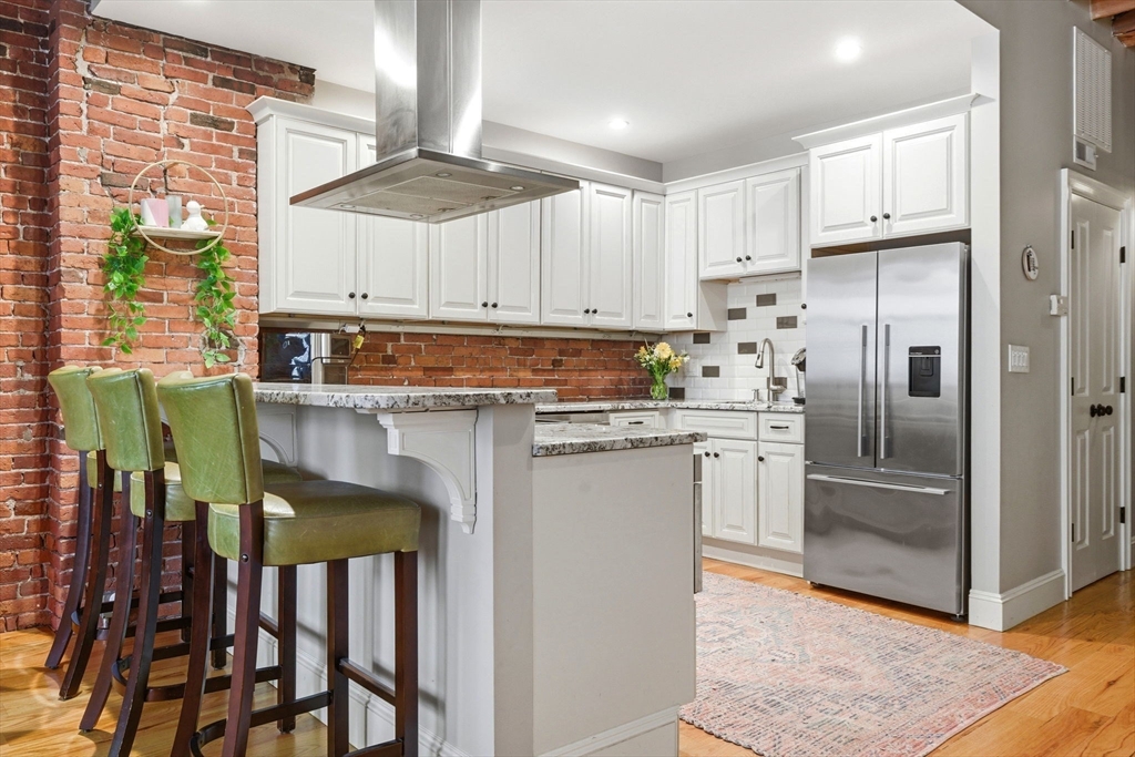 122 Fulton St # 5