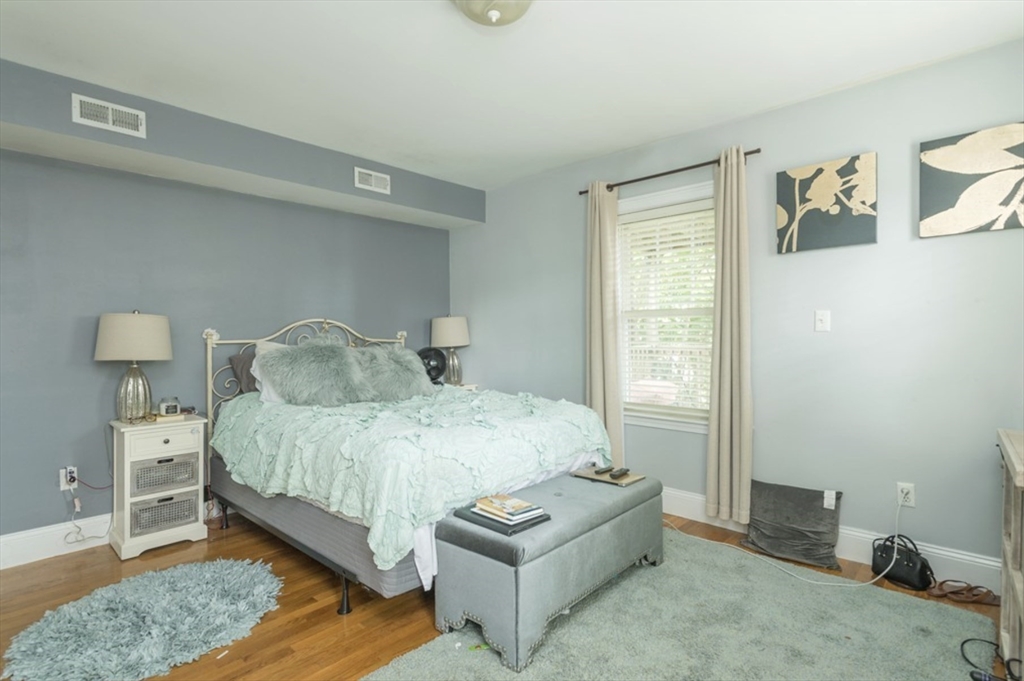 138 I St # 2