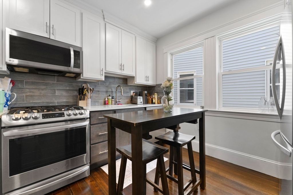 16 Hallam Street # 1