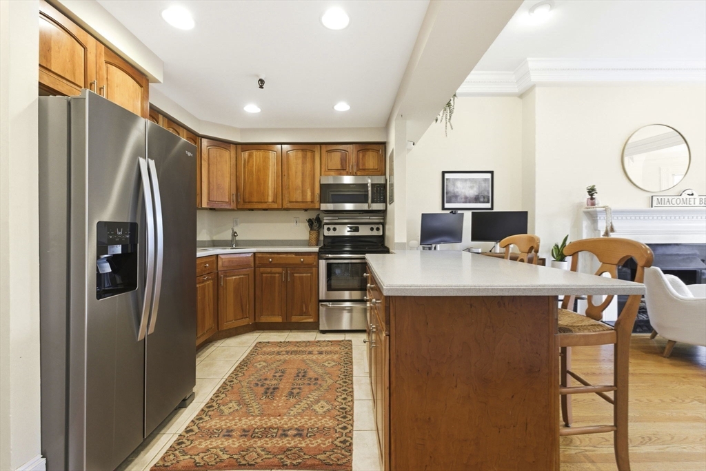 320 Commonwealth Avenue # 41