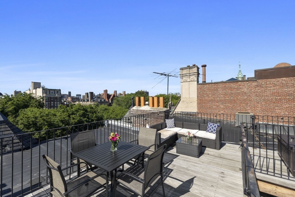320 Commonwealth Avenue # 41