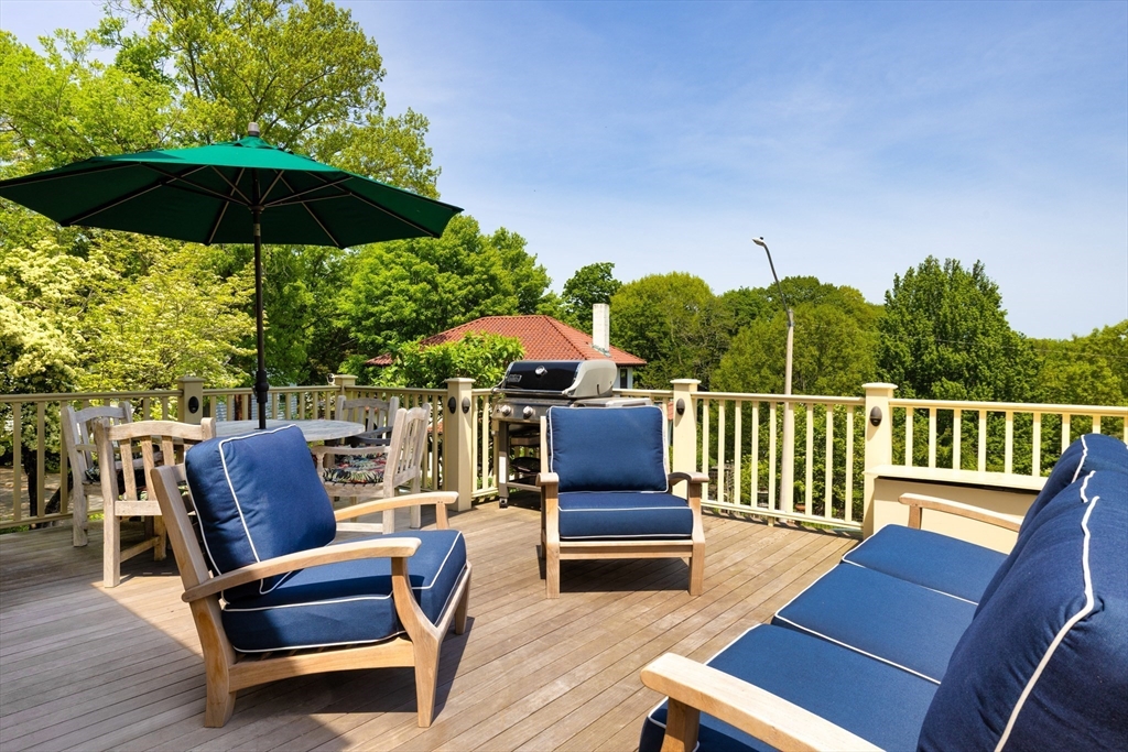 20 Moss Hill Rd