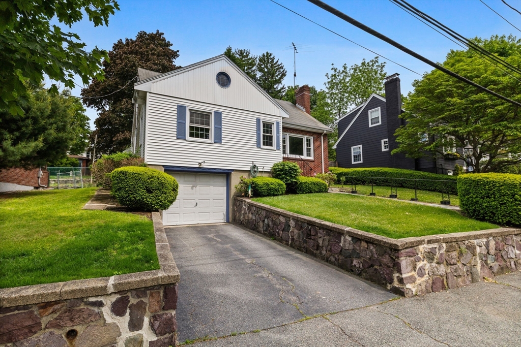 231 Moss Hill Rd