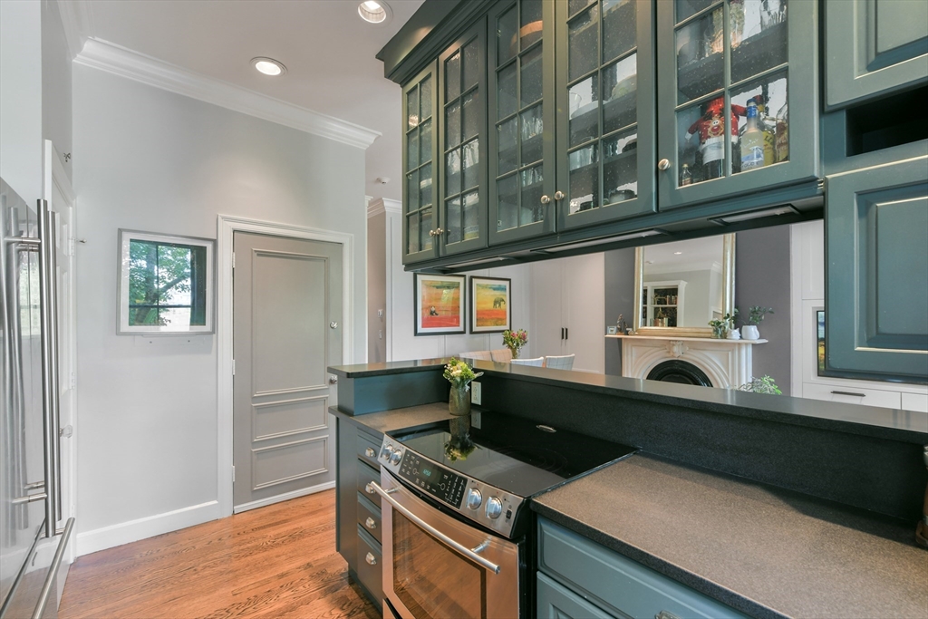 68 Waltham Street # 3