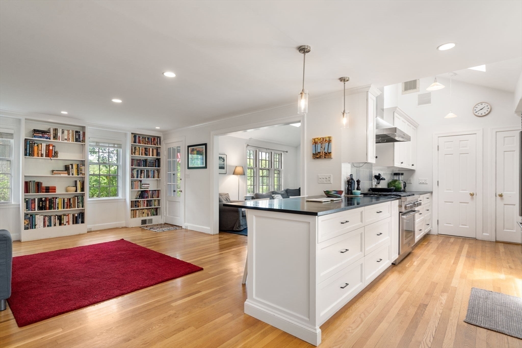 205 Brattle Street # 205