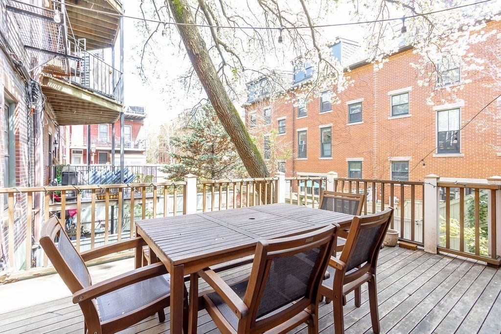 466 Shawmut Ave # 1