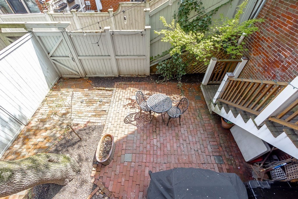 466 Shawmut Ave # 1