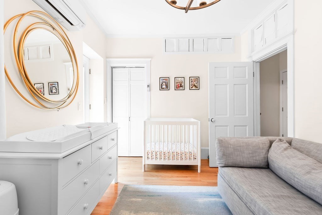 466 Shawmut Ave # 1