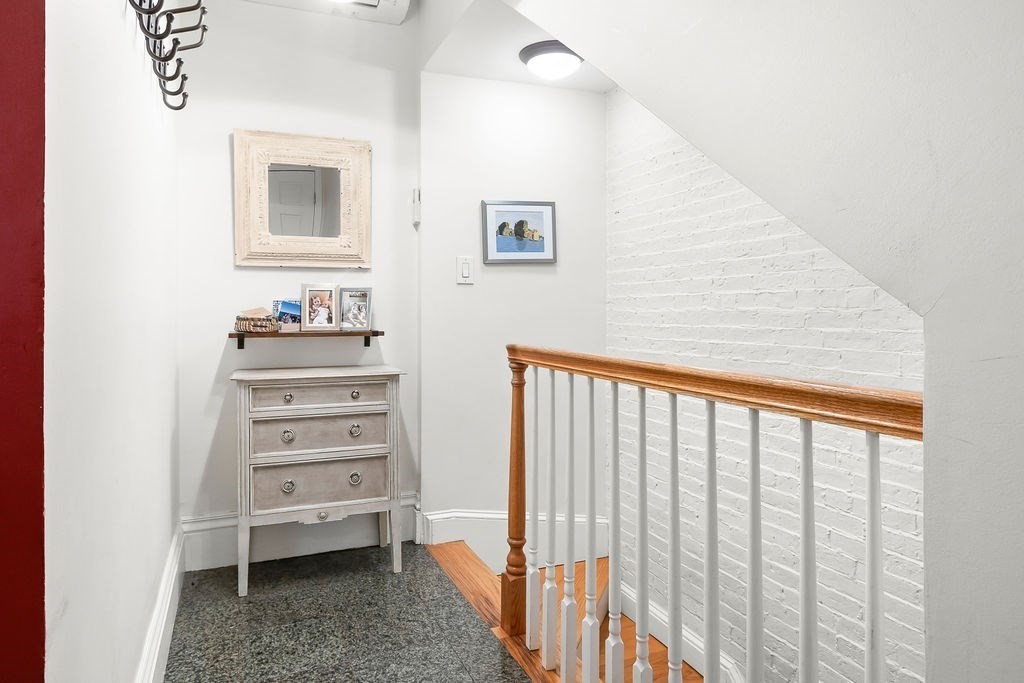 466 Shawmut Ave # 1