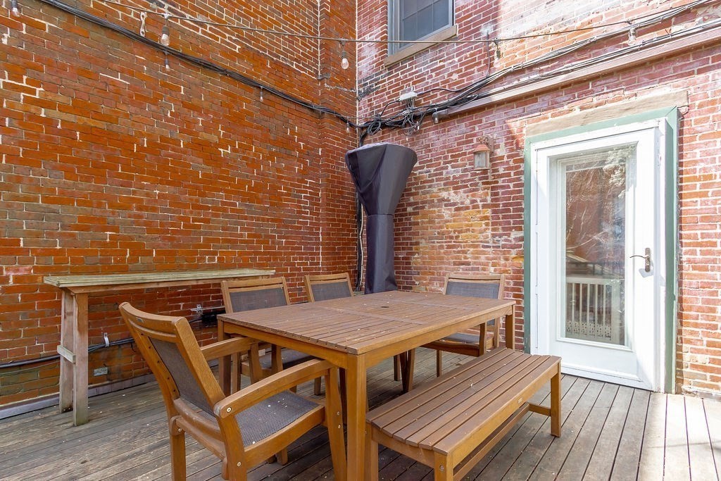 466 Shawmut Ave # 1