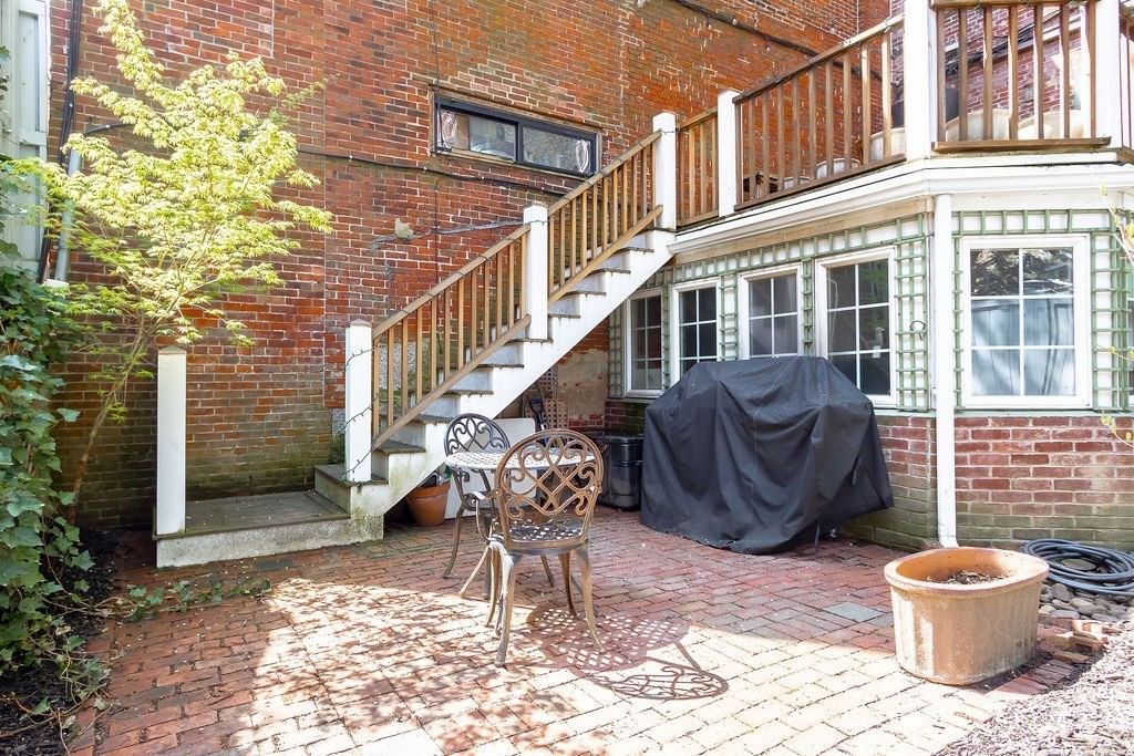 466 Shawmut Ave # 1