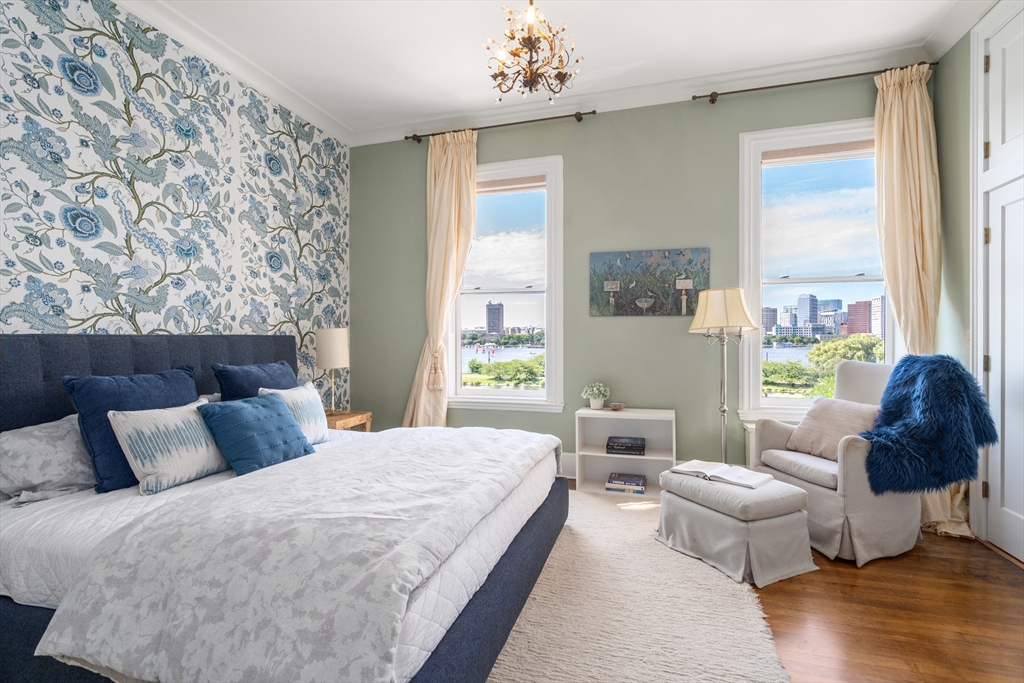 286 Beacon Street # 8