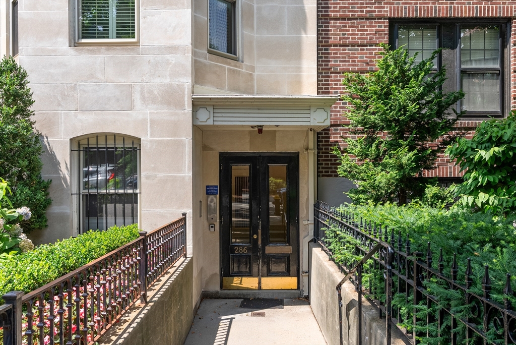 286 Beacon Street # 8
