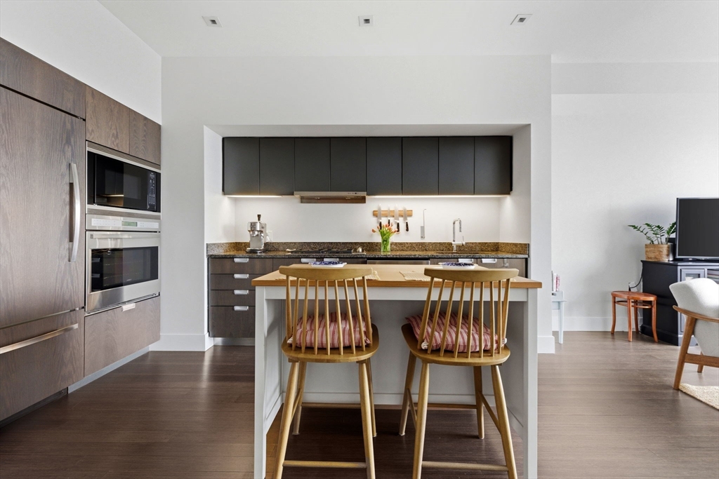 110 Stuart Street # 20A