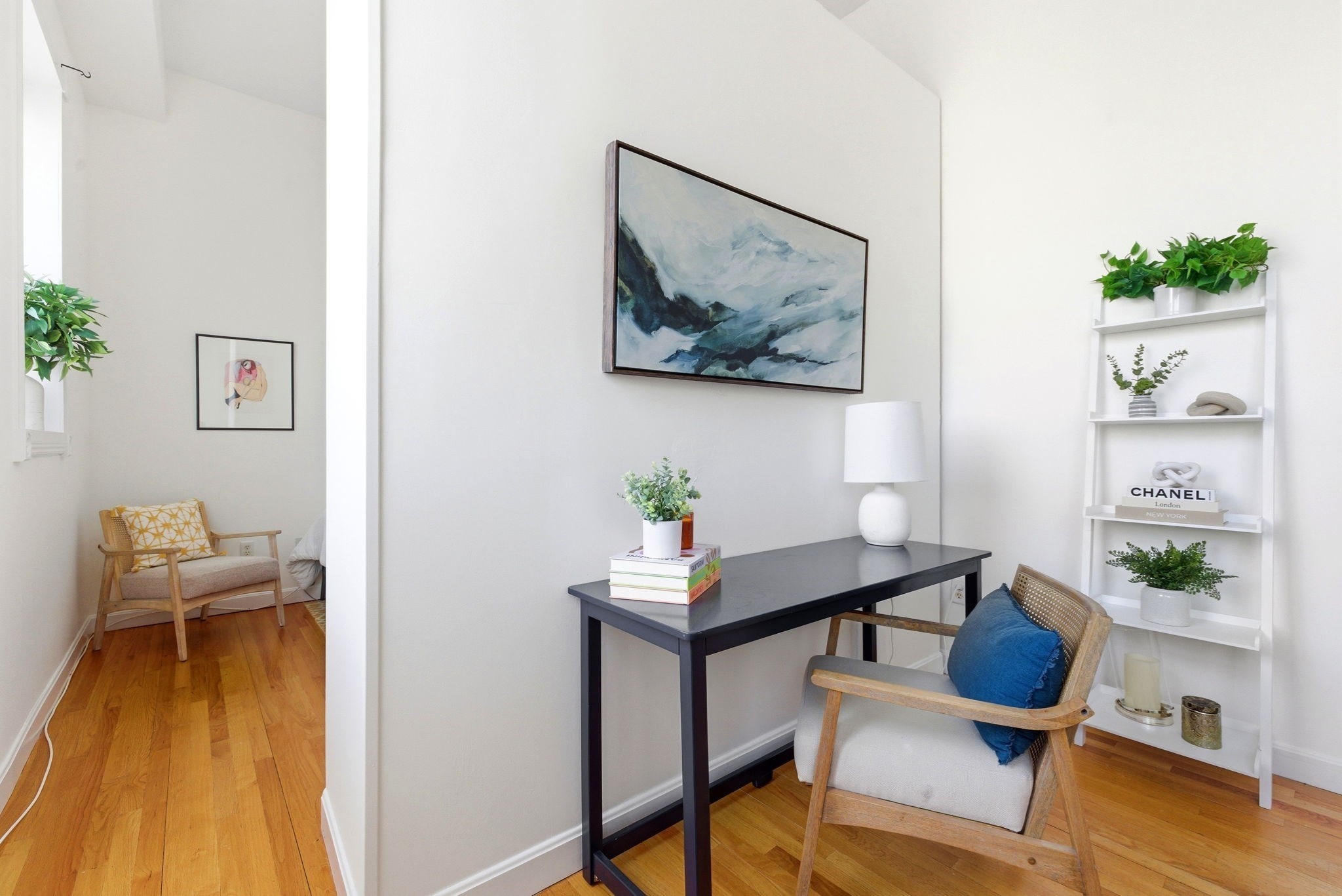 156 Chelsea Street # R201