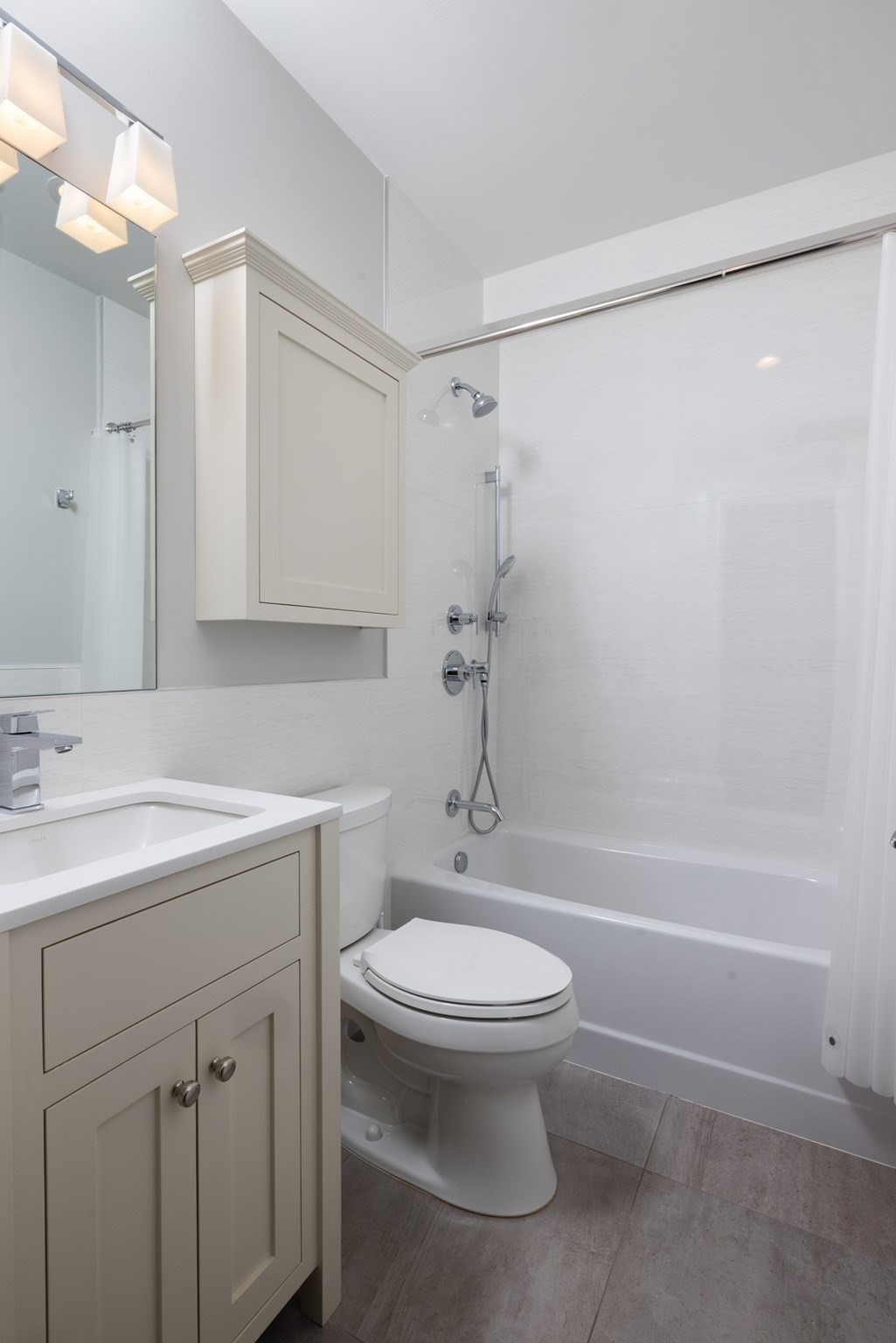 131 St Botolph St # 1