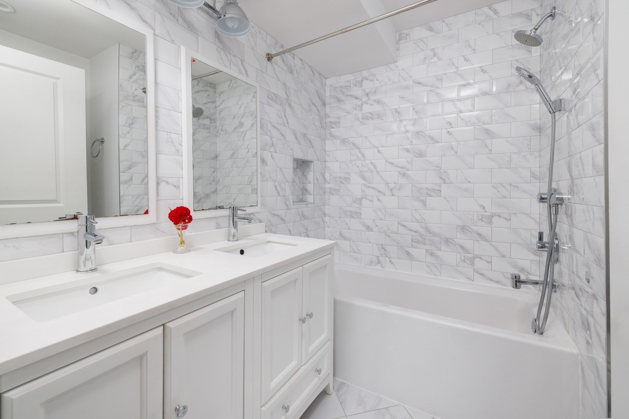 22 Appleton St # 1