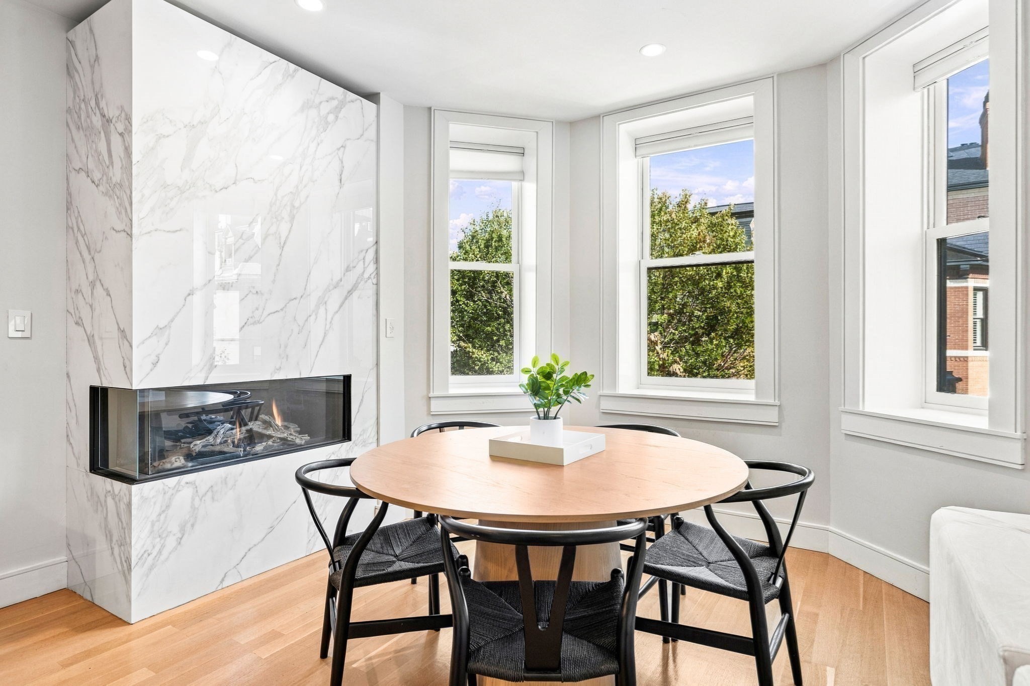 10 Gloucester St # 3