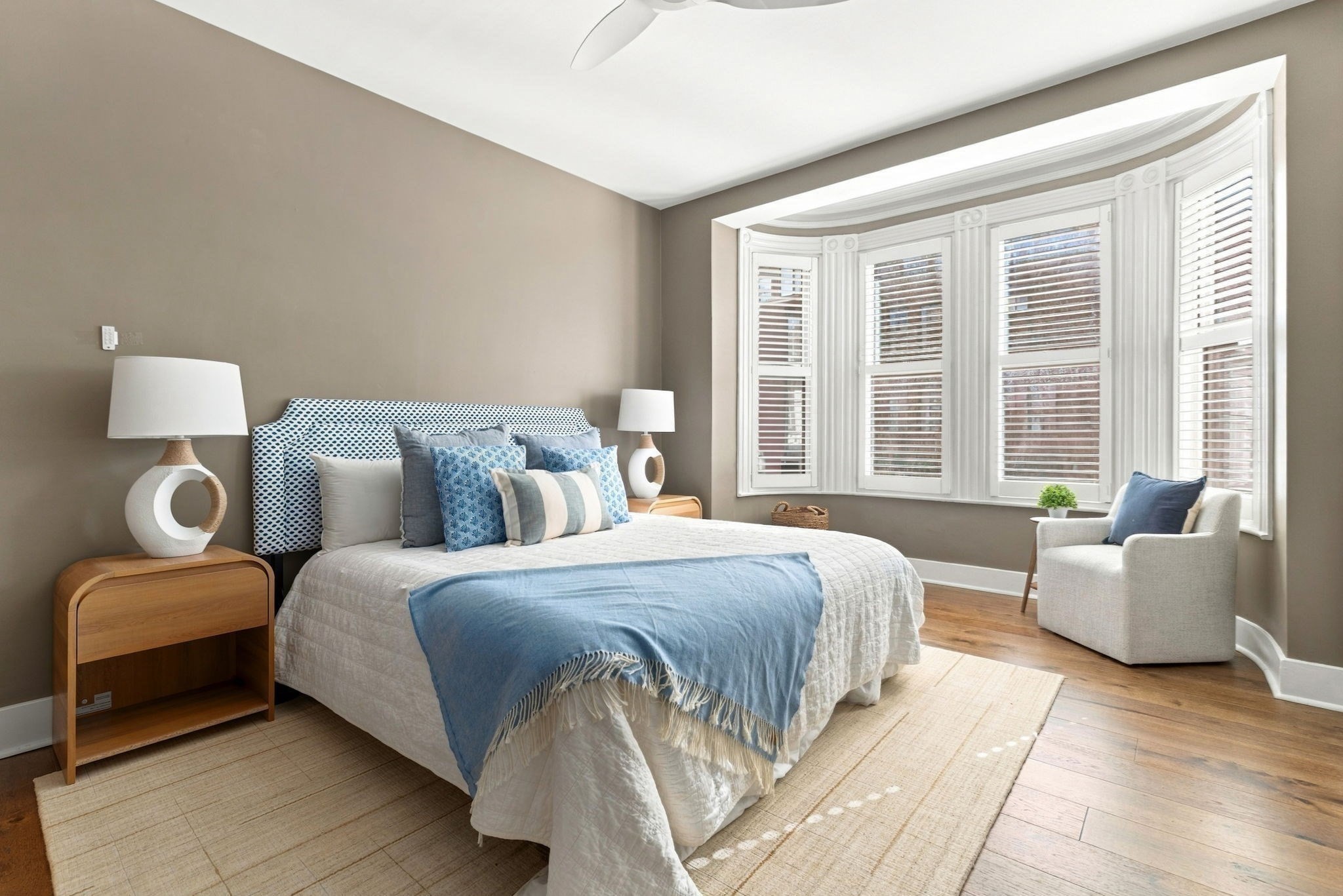 15 Warren Ave # 3