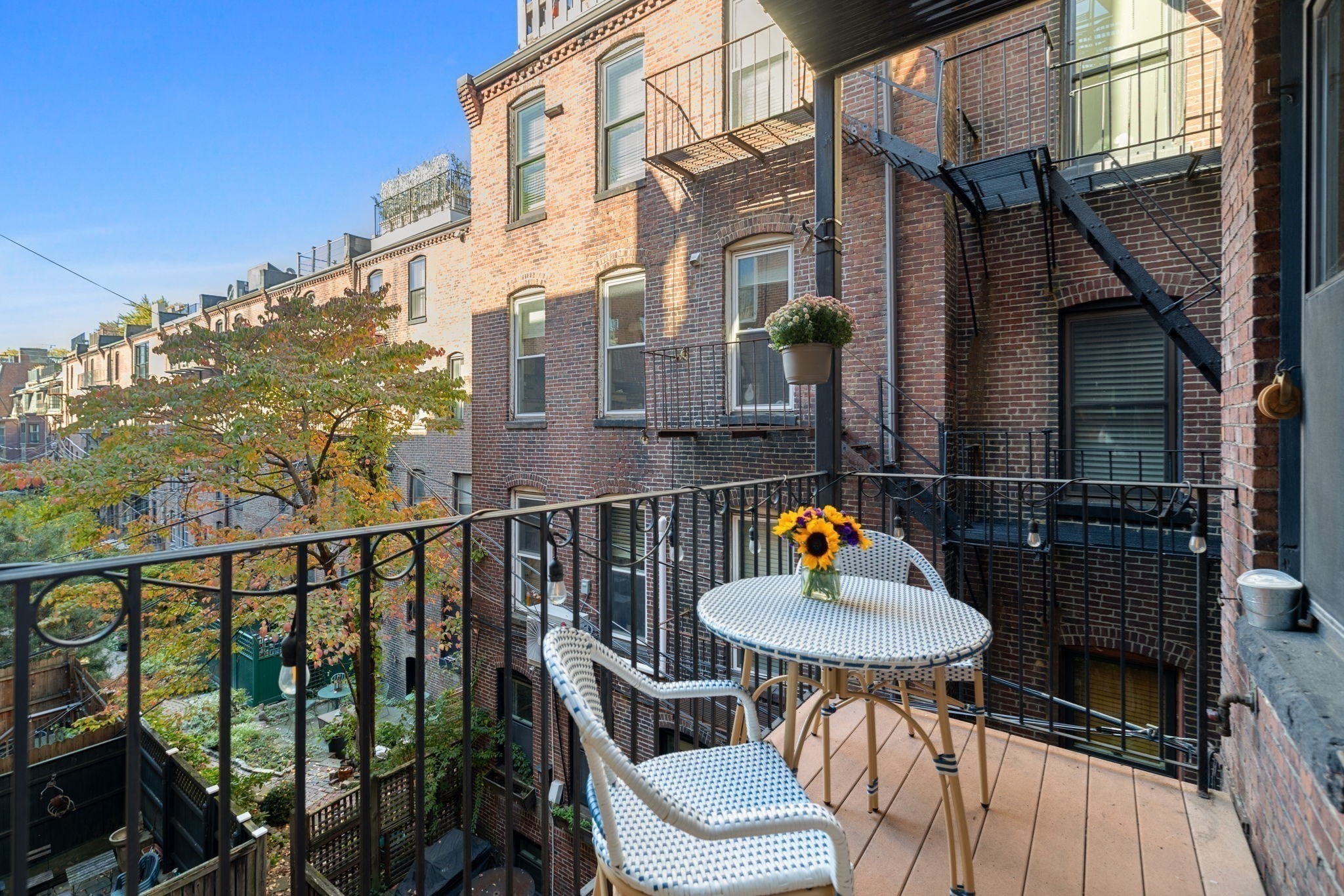 15 Warren Ave # 3