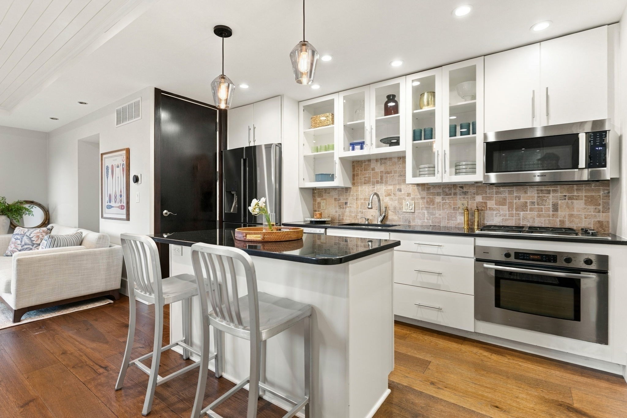 15 Warren Ave # 3
