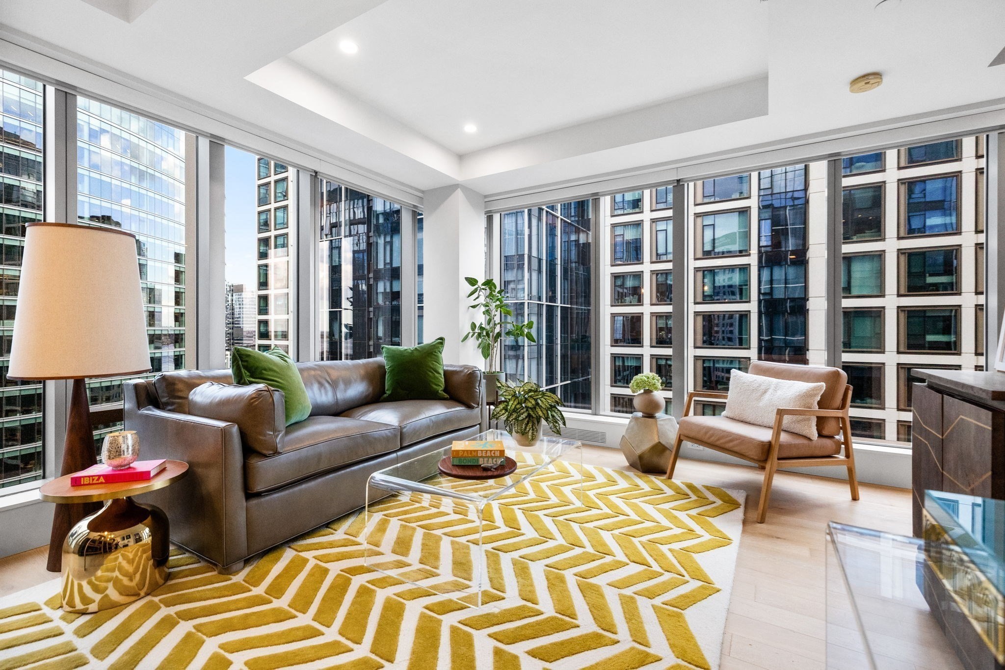 135 Seaport Blvd # 1503