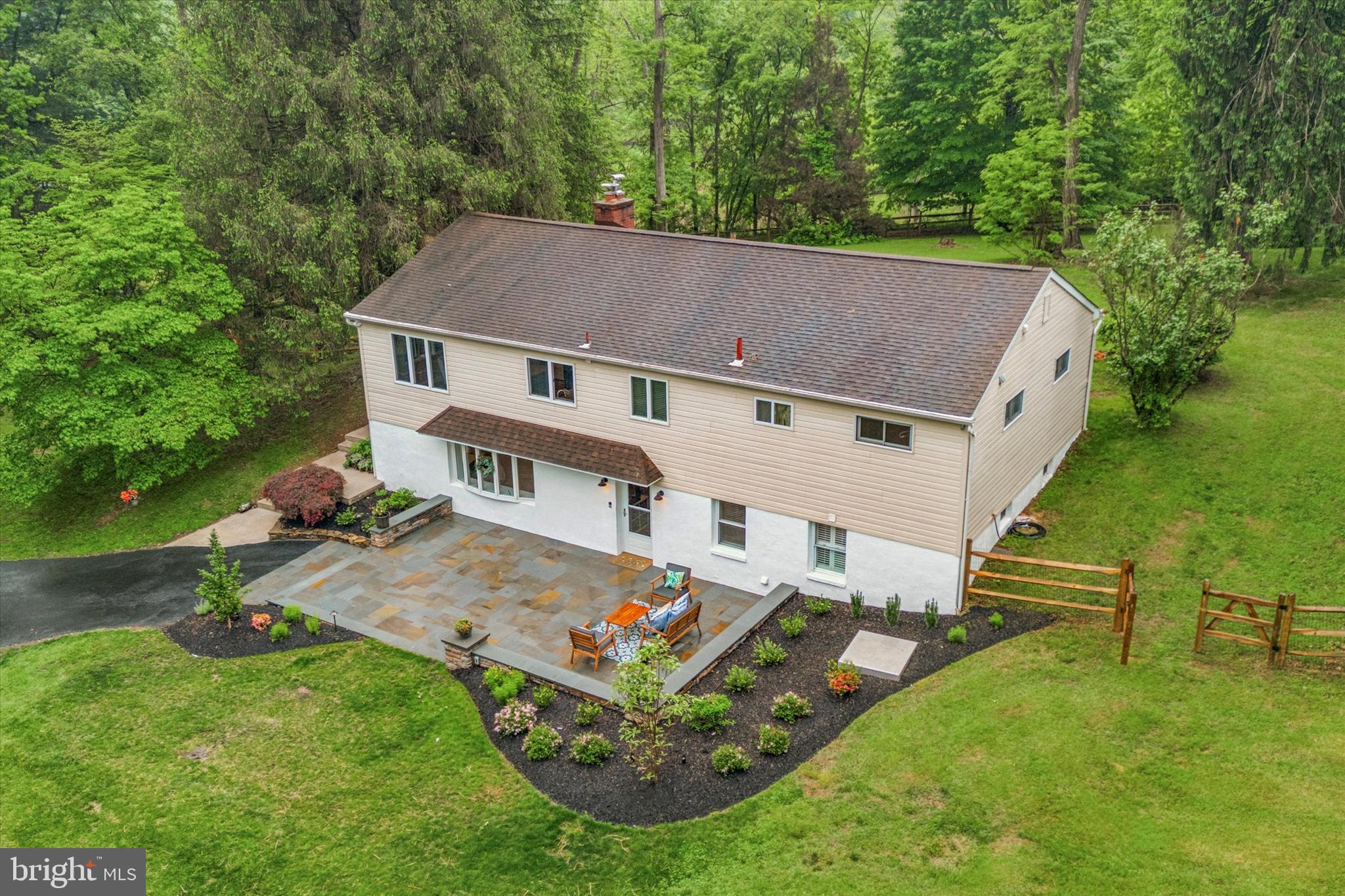 1393 Creek Rd