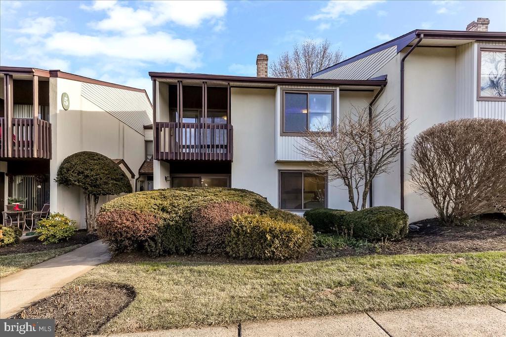 504 RAINTREE LANE 504