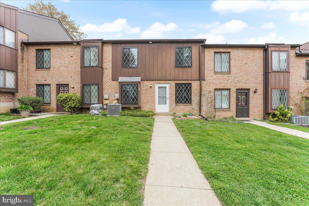 5200 Hilltop Dr #150