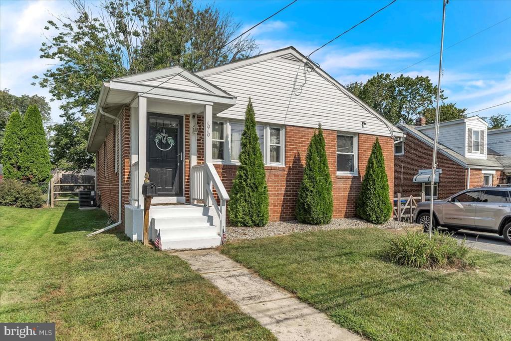 1010 Thornton Rd