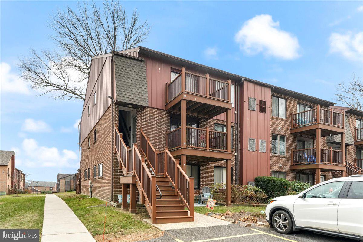 5200 Hilltop Dr #B11