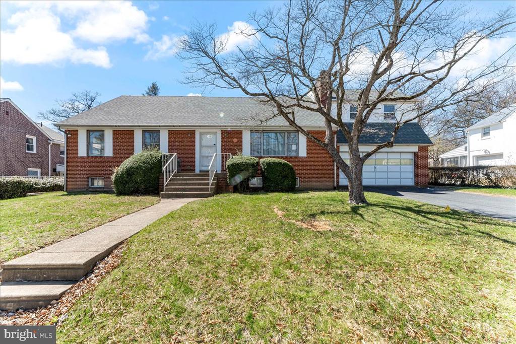 346 LOMBARDY RD