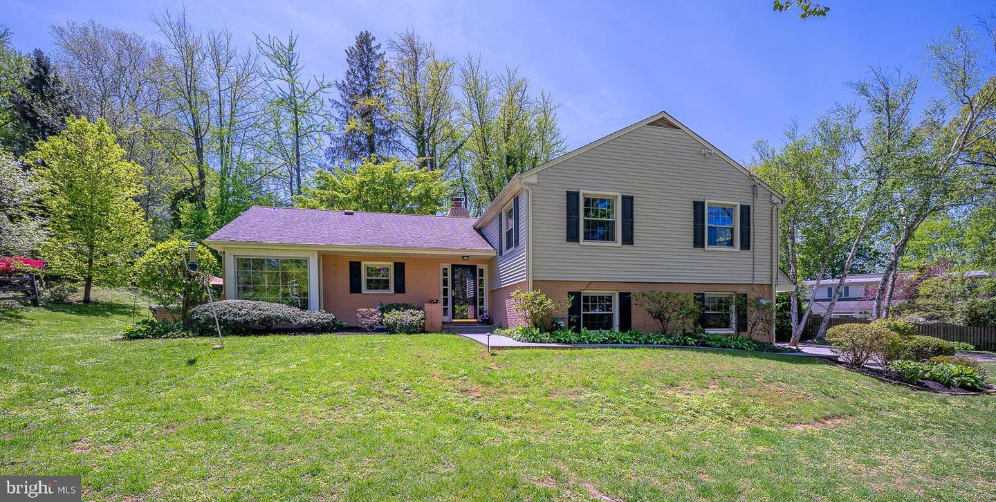 658 Conestoga Rd