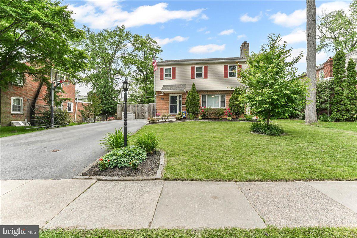 208 Rambling Way