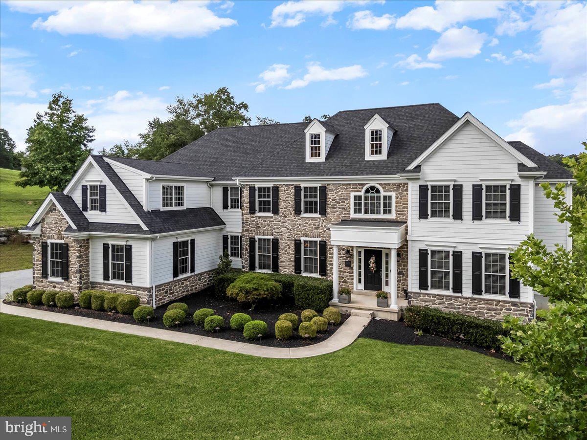 203 Geist View Cir