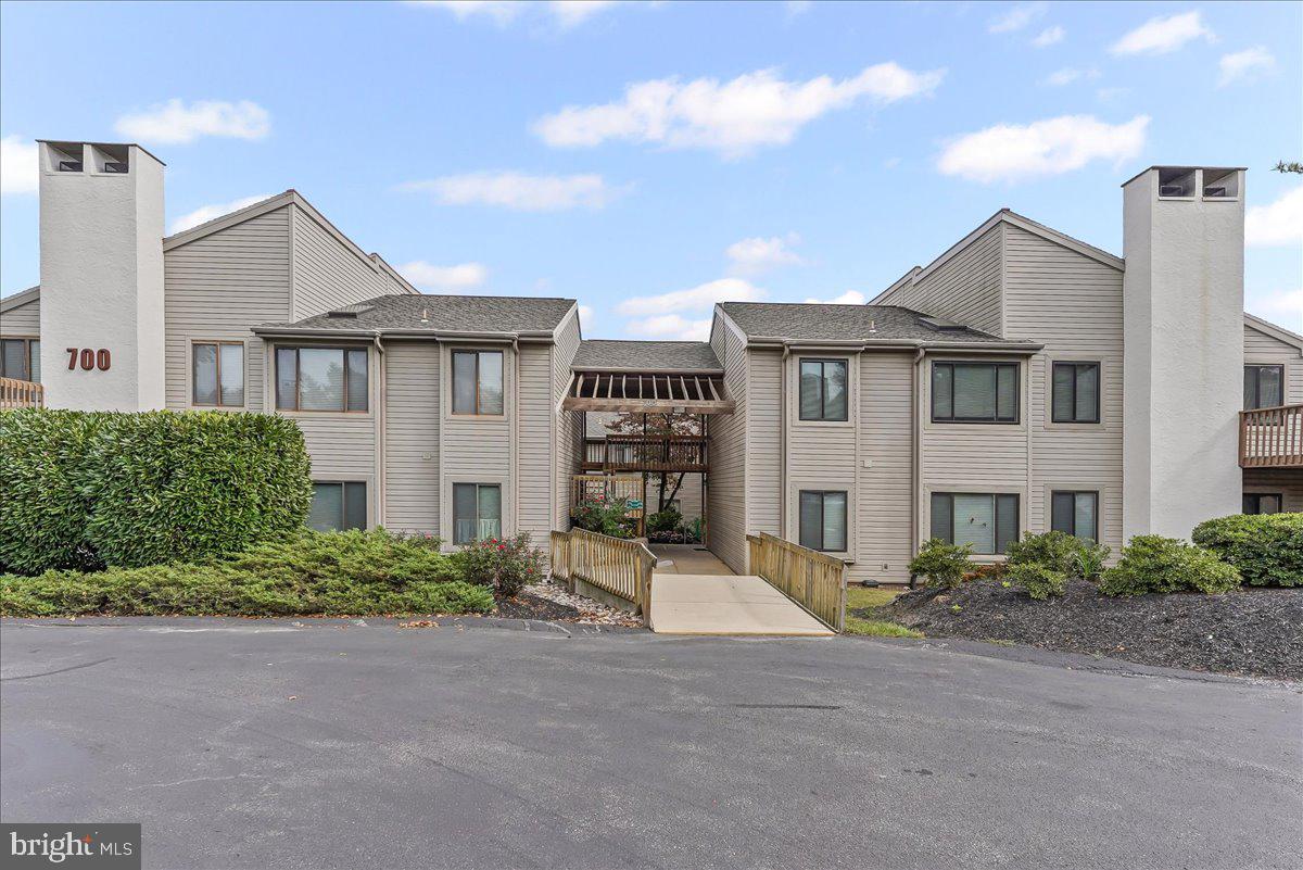 710 PRITCHARD PLACE
